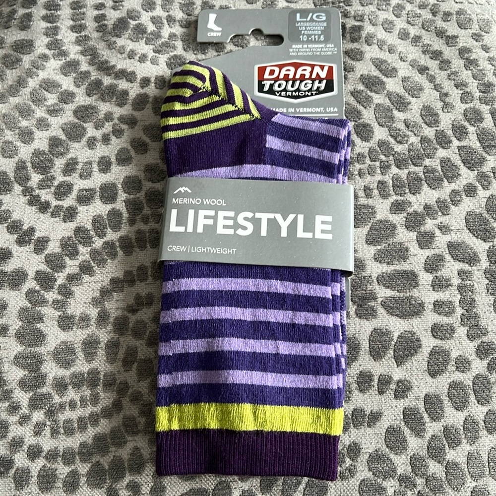Darn Tough Lifestyle Merino Wool crew socks  Women’s large